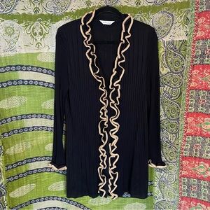 NWOT Misook Black/ Gold Ruffle Old Money Ribbed Cardigan Size Small
